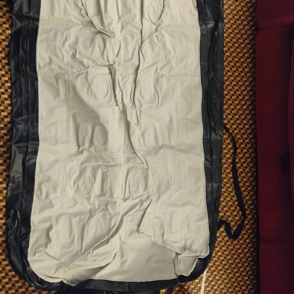Intex Twin Size Air Mattress with pump - Picture 1 of 2